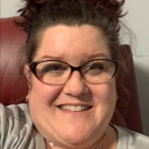 Meet your Posher, Shelly